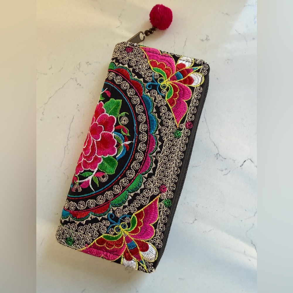 Mexican embroidered wallet - Picture 3 of 4